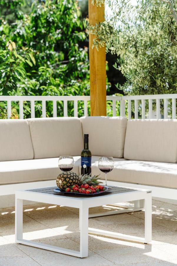 Apartments Villa Dalmatia Trogir Exterior foto
